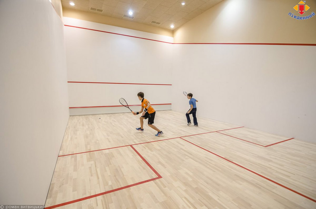 squash courts in dubai